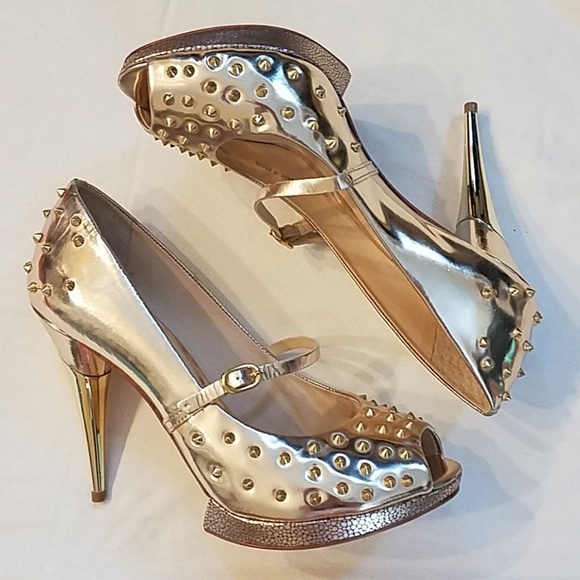 Pour La Victoire Shoes - Pour La Victoire Shiny Gold Leather Studded Heels